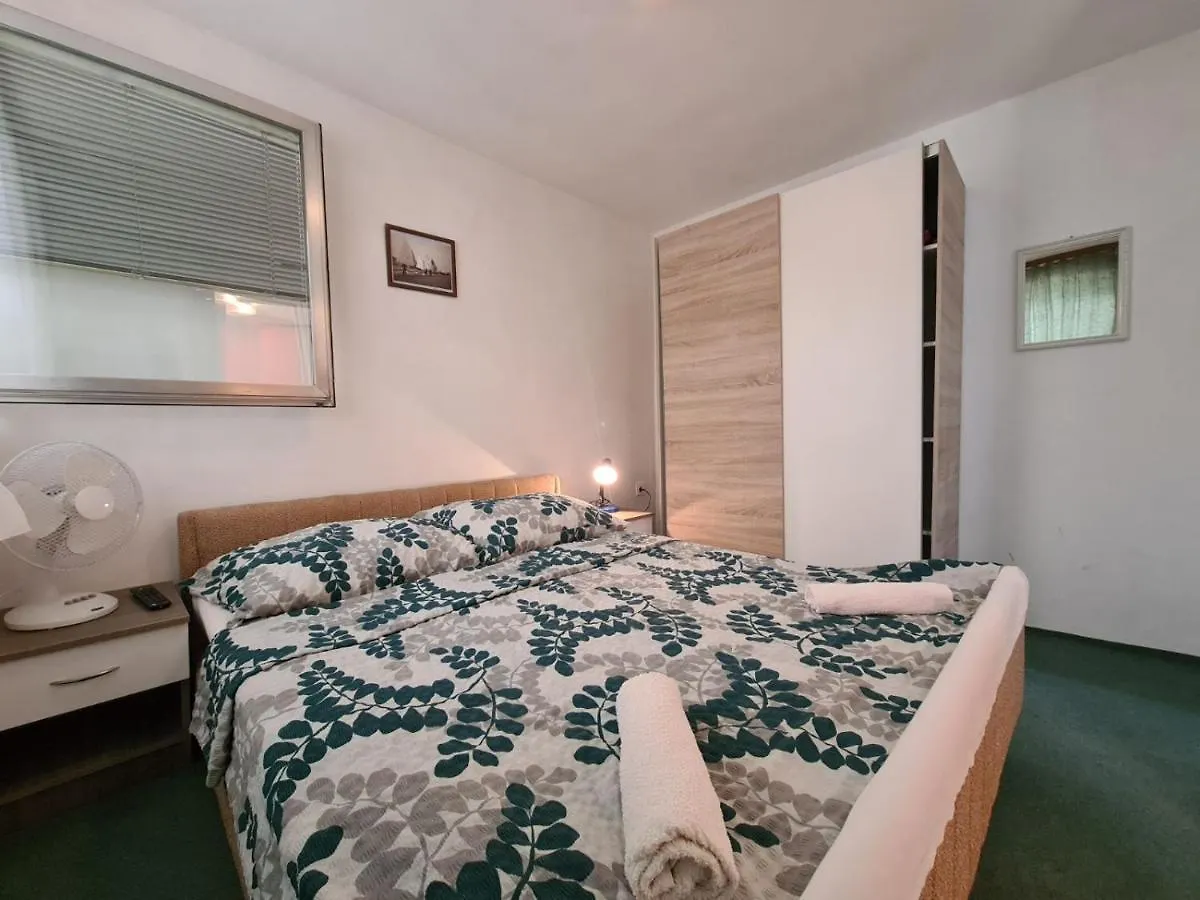 App & Rooms Rovinj 1068 Pensionat