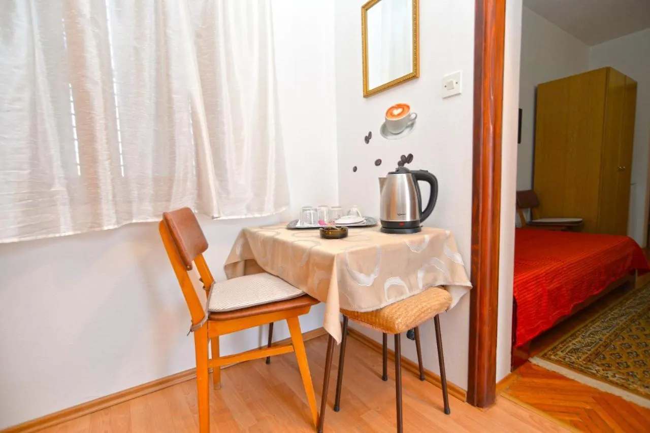 Pensionat App & Rooms Rovinj 1068