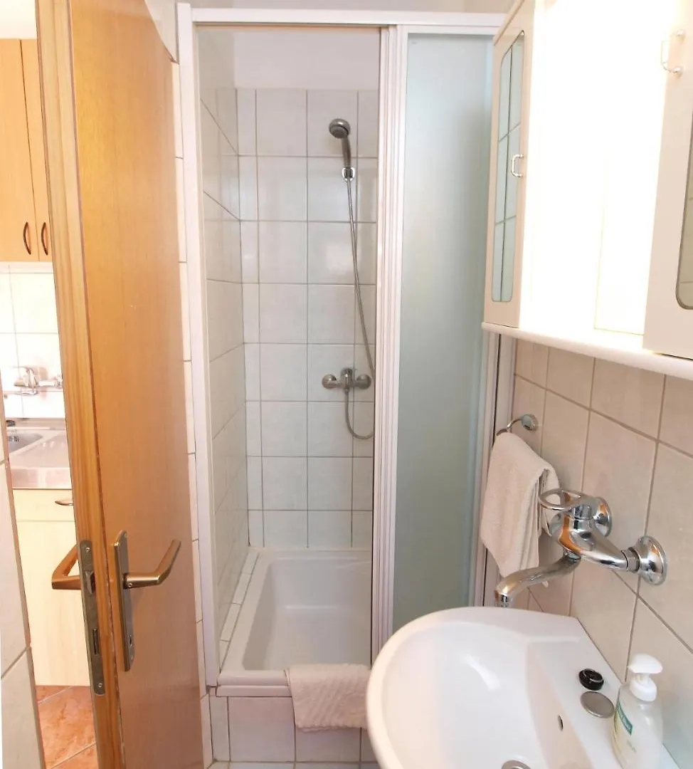 App & Rooms Rovinj 1068 Pensionat
