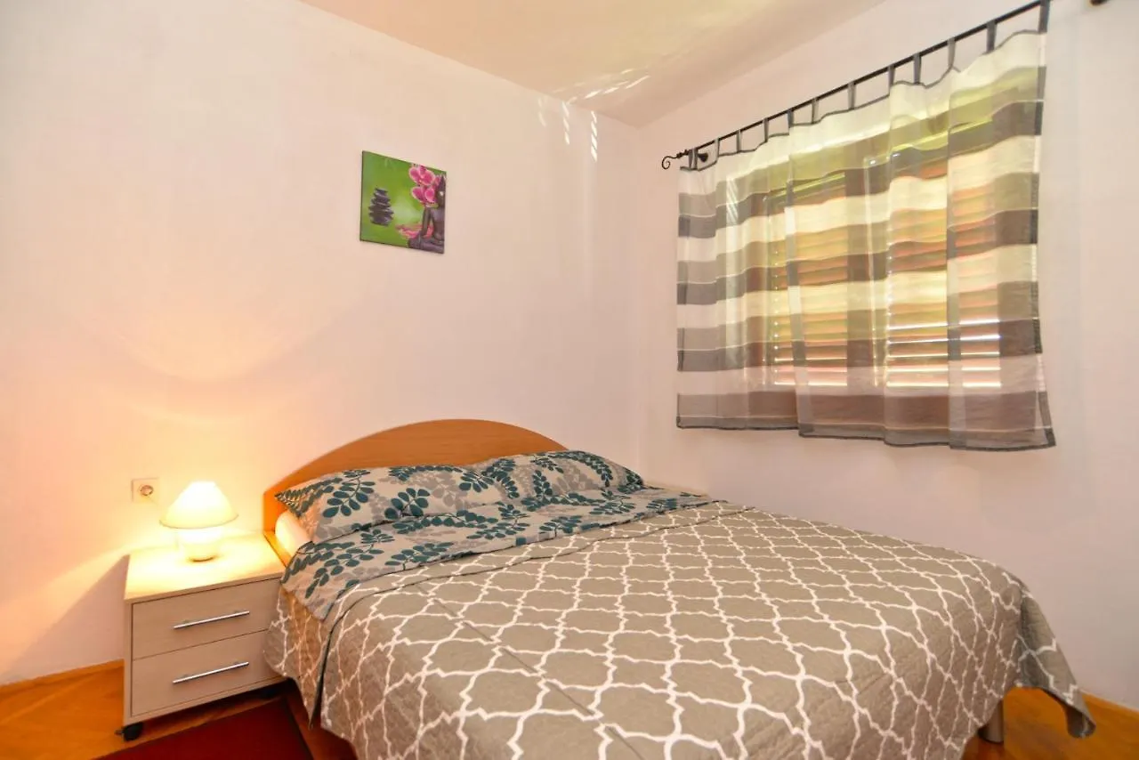 App & Rooms Rovinj 1068 Pensionat